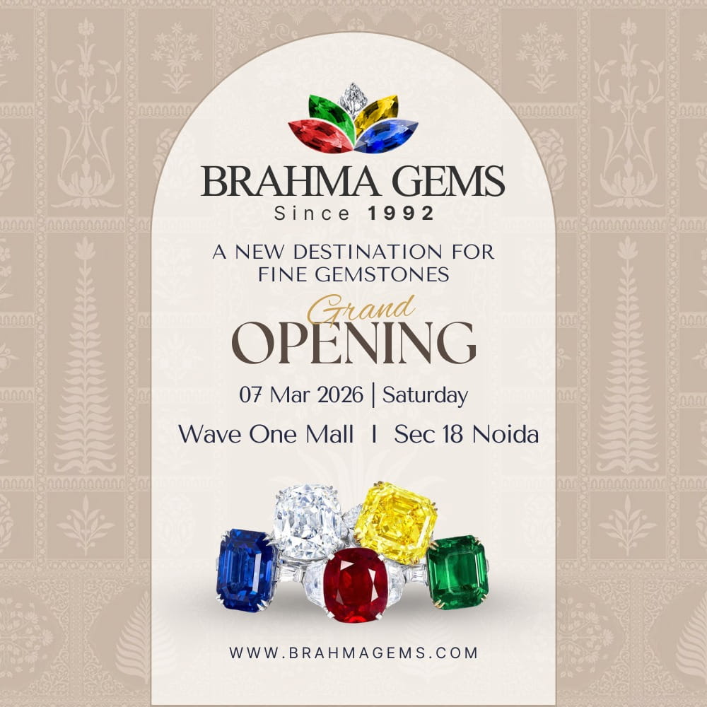 Wave Mall Sector 18 India